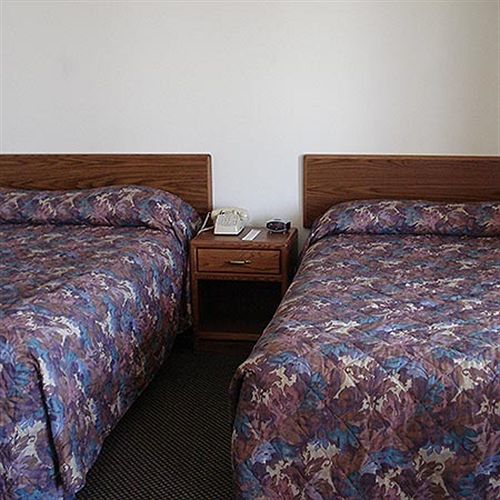 Geneva Inn Luaran gambar