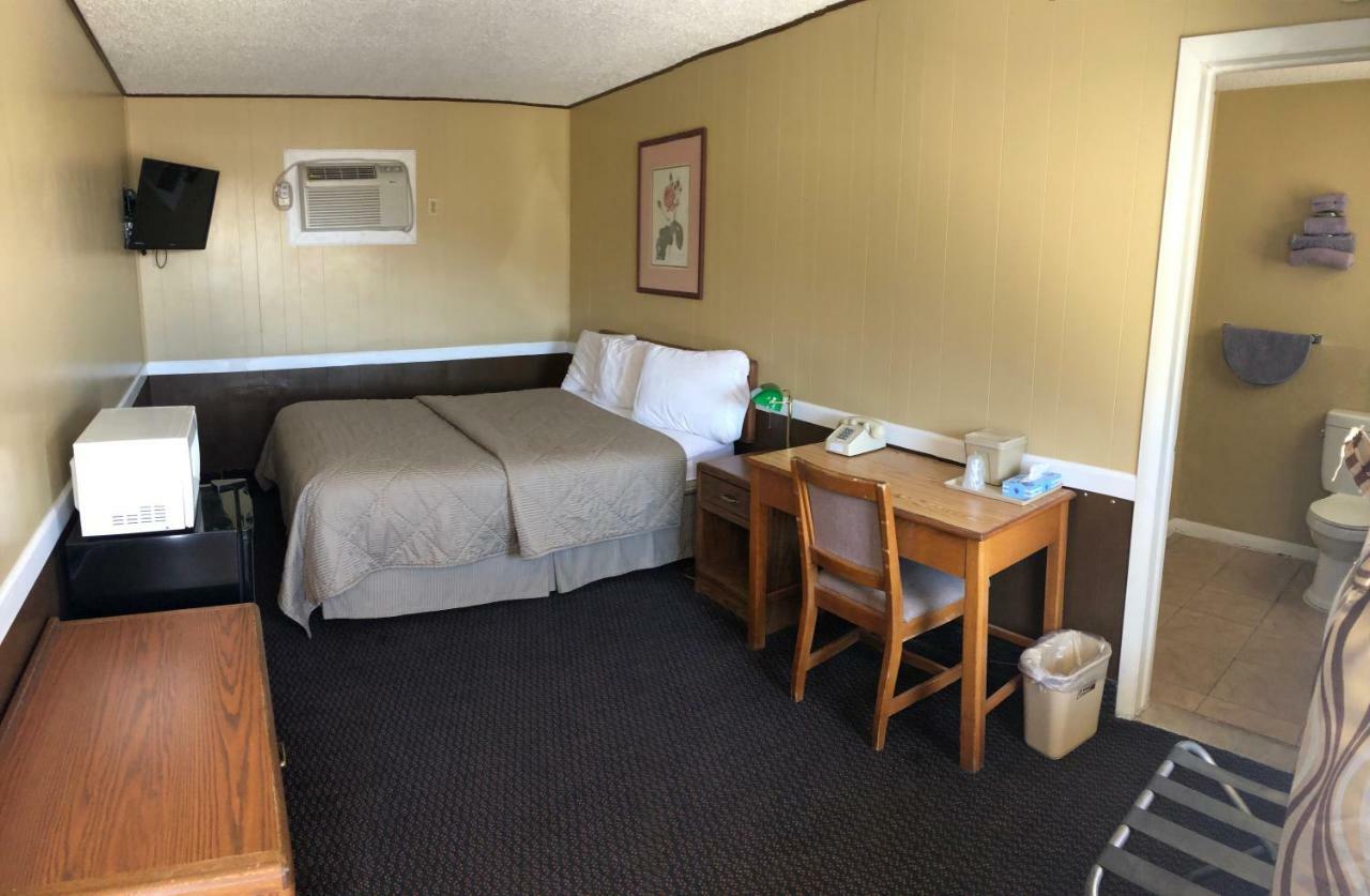 Geneva Inn Luaran gambar